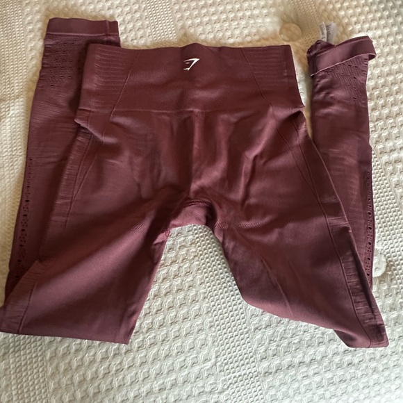 lululemon and gymshark Leggings - Picture 7 of 13